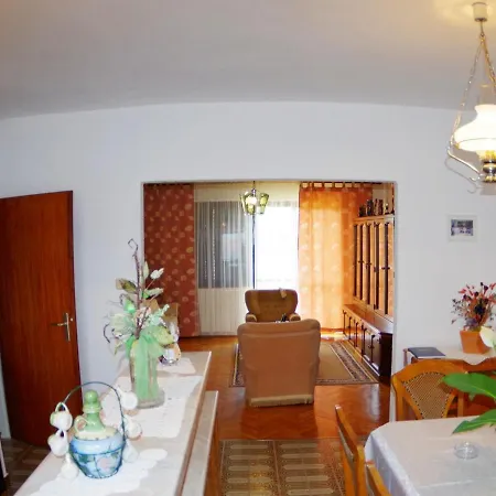 Comfortable And Quiet In Istria With Privacy Apartamento *