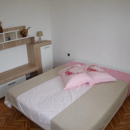 Comfortable And Quiet In Istria With Privacy Apartamento Šajini